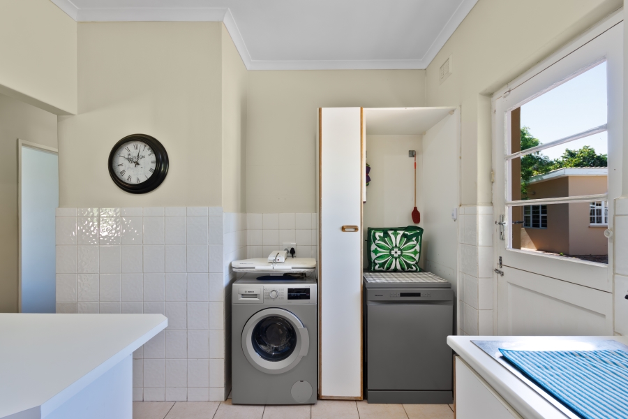 4 Bedroom Property for Sale in Morningside Western Cape